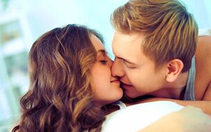 HPV rozprzestrzenia się poprzez pocałunki